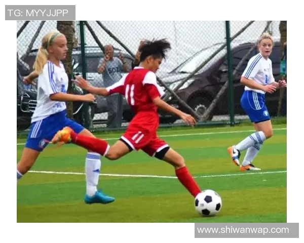 南京足球队在世界锦标赛中的耐力表现分析与点评