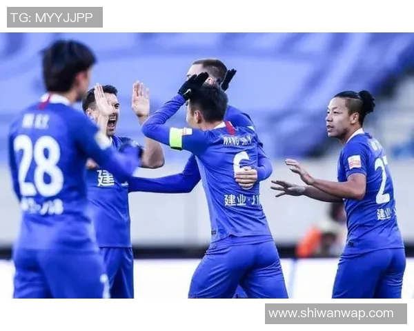 杭州篮球队以84分稳居大师赛积分榜首位争夺冠军之路愈加明朗